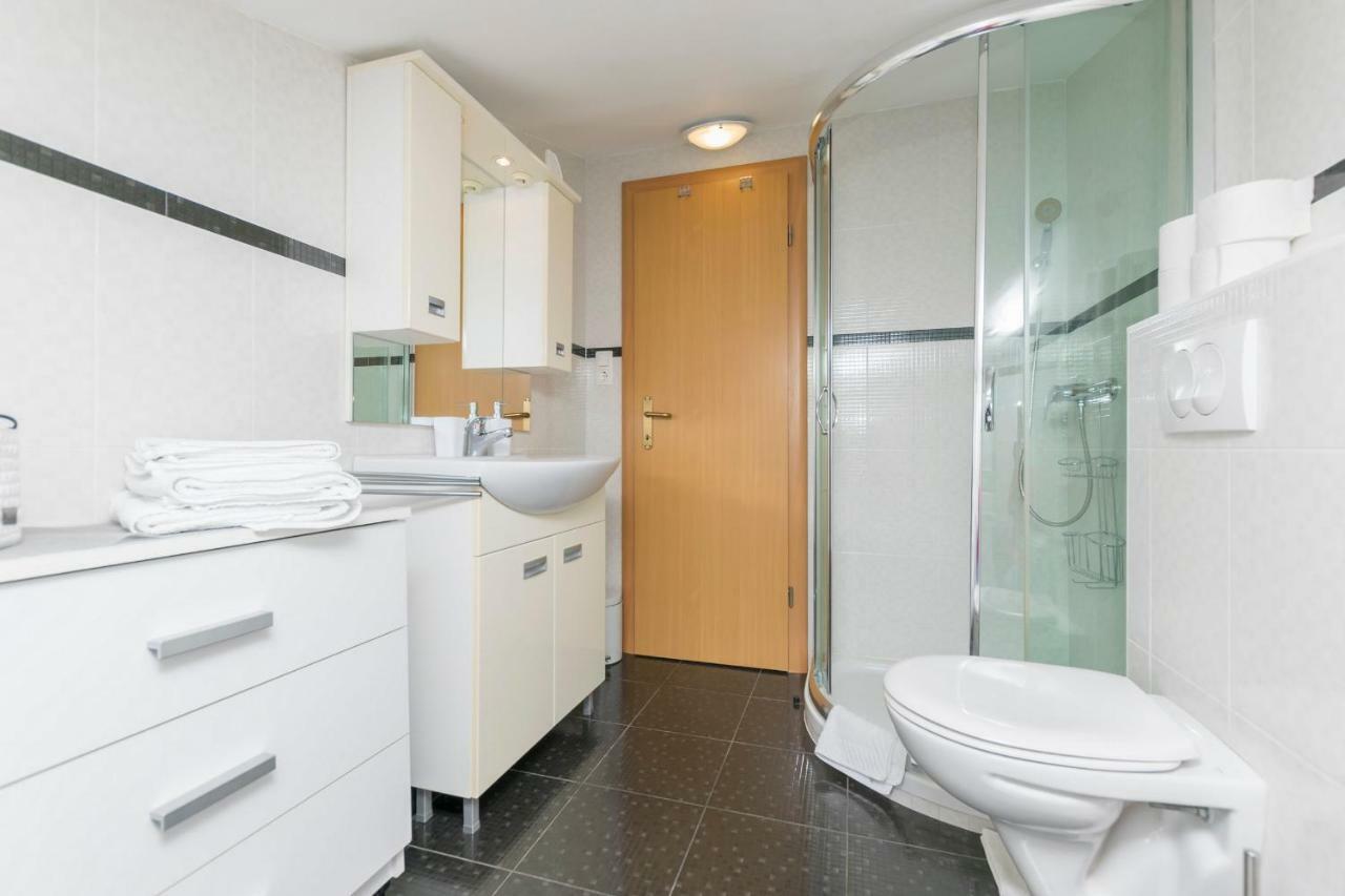 Apartments Blazica Vodice Exterior photo